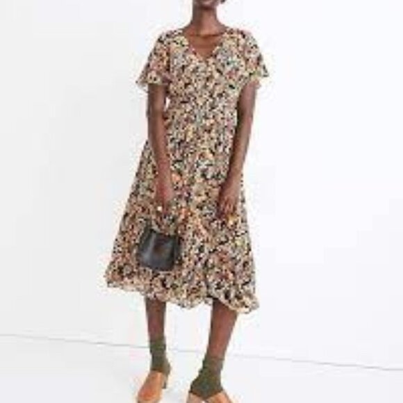 Madewell Dolman-Sleeve Ruffle-Hem Midi Dress In Flower Garden 8 - Picture 4 of 15
